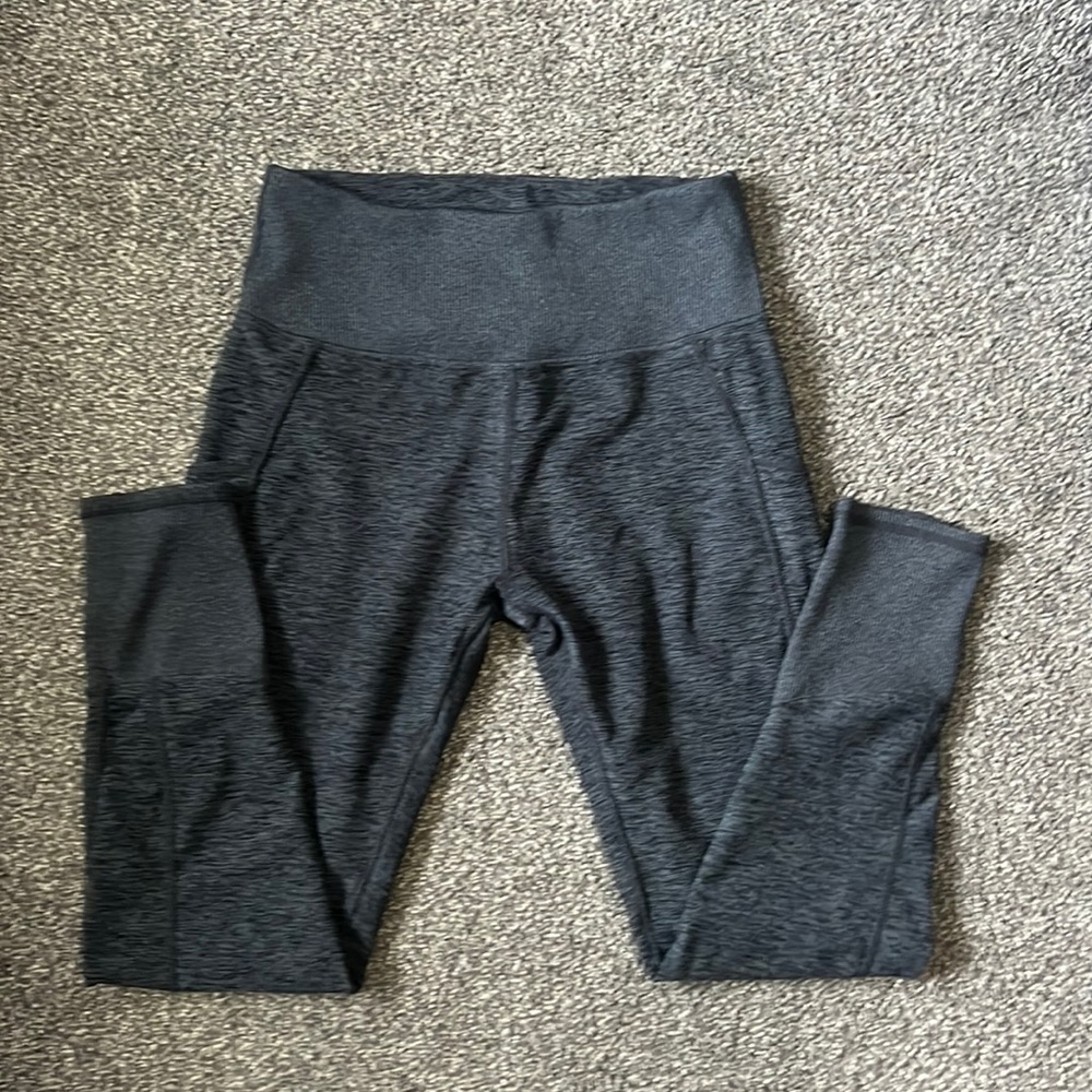 Kirkland Signature brushed leggings sz L